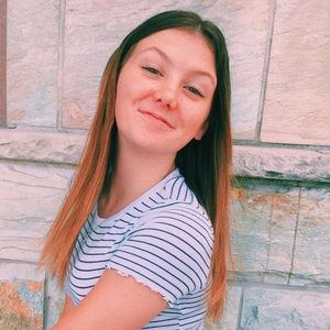 Meet your Posher, Chloe